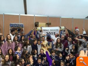 La falla Almirante Cadarso logra el "Ninot Indultat" de 2015 con "La Cocina de la Abuela" - (foto 4)